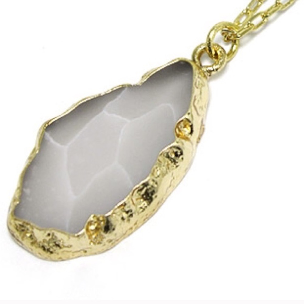 LAST ONE ! Crooked Stony Long Necklace - Picture 4 of 4